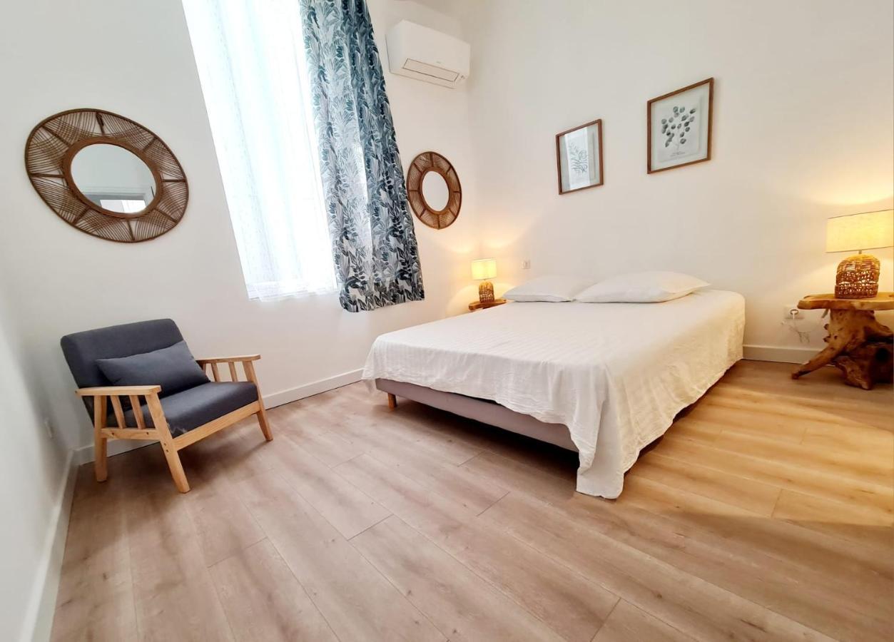 Le Marty 1 Apartment Каркасон Екстериор снимка